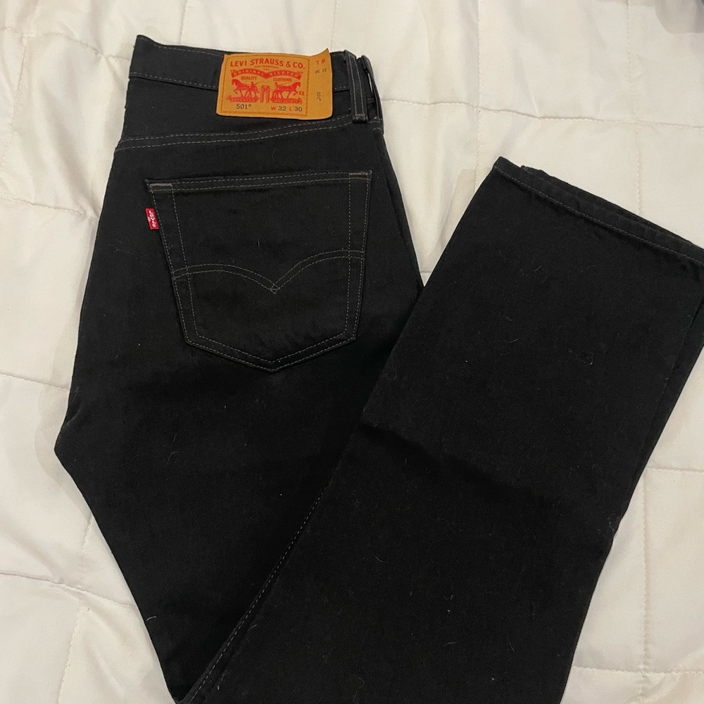 Levi's Men's Black Straight Jeans - Classic 501 Style